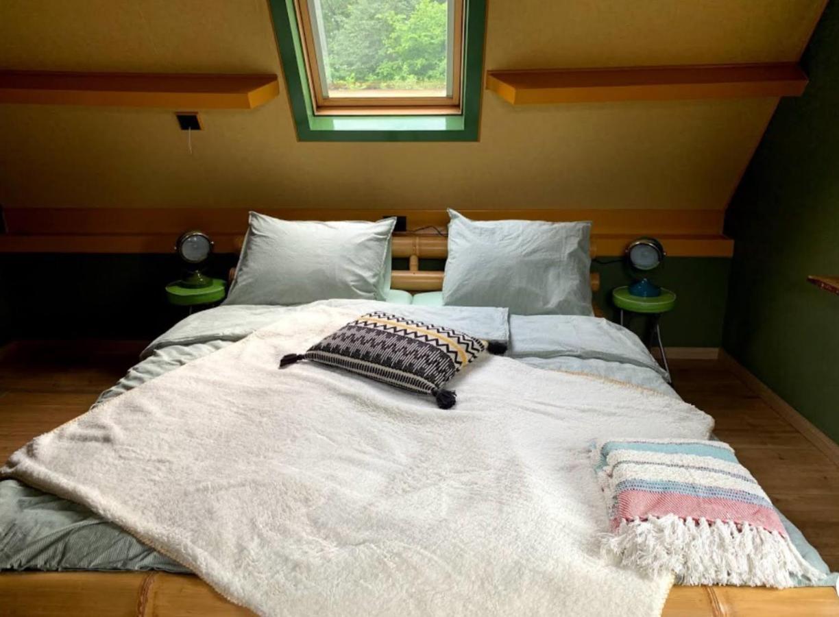 Oeroeboeroe Apartment Roderesch Luaran gambar